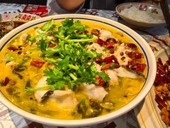 -耙吉吉川味小酒馆(本地人回头店)