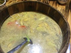 -秋语木桶鱼.酸菜鱼(开发区火车站店)