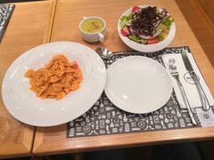 三文鱼奶油蝴蝶面-MYLK意式小厨(熙地港店)