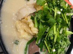 -肥汁米蘭香港米线(长宁来福士店)