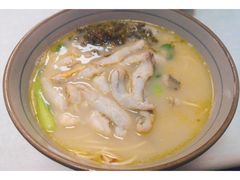 -明呈黄鱼面馆(斜土路店)