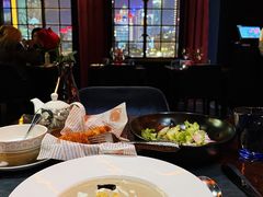 -YUE·6·西式融合餐厅(外滩六号店)