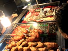 -六合夜市