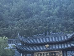 -安吉龙王山峡谷漂流