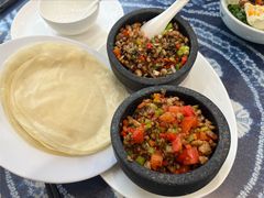 黑红三剁双拼-蝴蝶泉宾馆-中餐厅