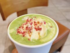 樱花草莓茶拿铁-星巴克(天津工华道智慧山店)