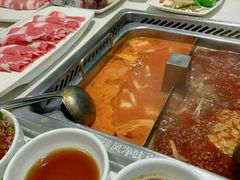 -海底捞火锅鲜切牛肉主题店(长寿路店)