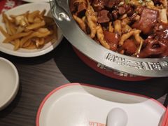 -胖哥俩肉蟹煲(济南印象城店)