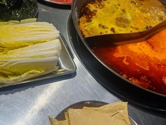 -鹿鸣山草本茶香火锅(园西路店)