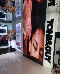 -TONI&GUY