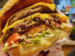 -The Habit Burger Grill 哈比特汉堡(爱琴海店)