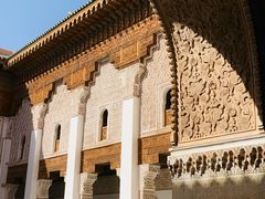 -阿里·本·优素福神学院