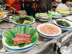 -钱小主·自助回旋烤肉火锅餐厅(东方新天地店)