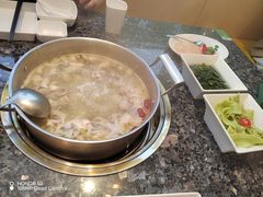 -一席地·本地鸡窝·杭帮鸡火锅(萧山银隆百货店)