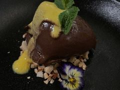 法式巧克力蛋糕佐川味花椒-LUMOS卢莫斯融合料理餐厅