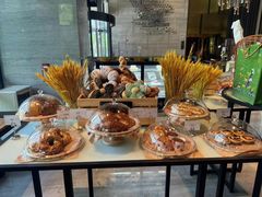 -星河吉酒店-BOND大堂吧·咖啡·简餐