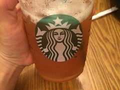 -星巴克(武汉欧利新天地店)