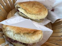 -闫家驴肉老店(华电一校店)