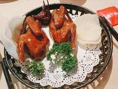 秘制脆皮乳鸽-避风塘(宝山万达店)