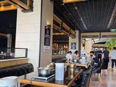 -川骄海鲜自助(王府井奥莱UP TOWN店原世界之花店)