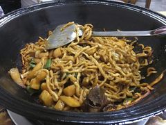 铁锅排骨鸡块焖面-日新铁锅焖面(坝上店)