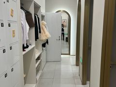 -HIMO海马体照相馆(上海华润CP静安店)