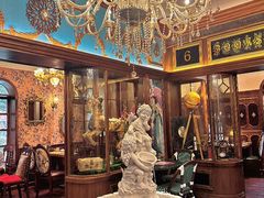 -秘密旅行Bonjour(黑金冠 江南西店)
