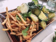 凉菜拼盘-张大妈饭店