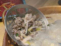 -洱火云南酸菜牛肉火锅(石景山当代商城店)