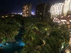 -三亚湾海居铂尔曼度假酒店