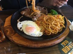 -豪享来中西餐厅(延安东路店)