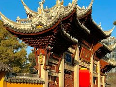 -龙华寺