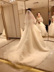 -GRACE KELLY婚纱与礼服(北京店)