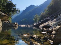 -燕子河大峡谷天坑仙境