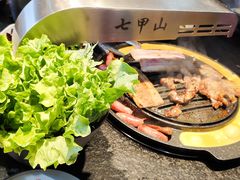 -七甲山烤肉(长白山奇石山珍根艺一条街店)