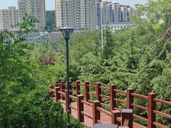 -麦当劳(青岛大学店)