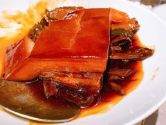 鲍鱼红烧肉-荣轩(新荣记环球金融中心店)