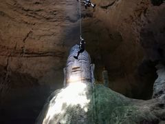 -天眼洞·花岭风景区