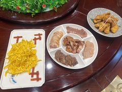 蜜制黄金菊-鹿鸣春饭店(总店)