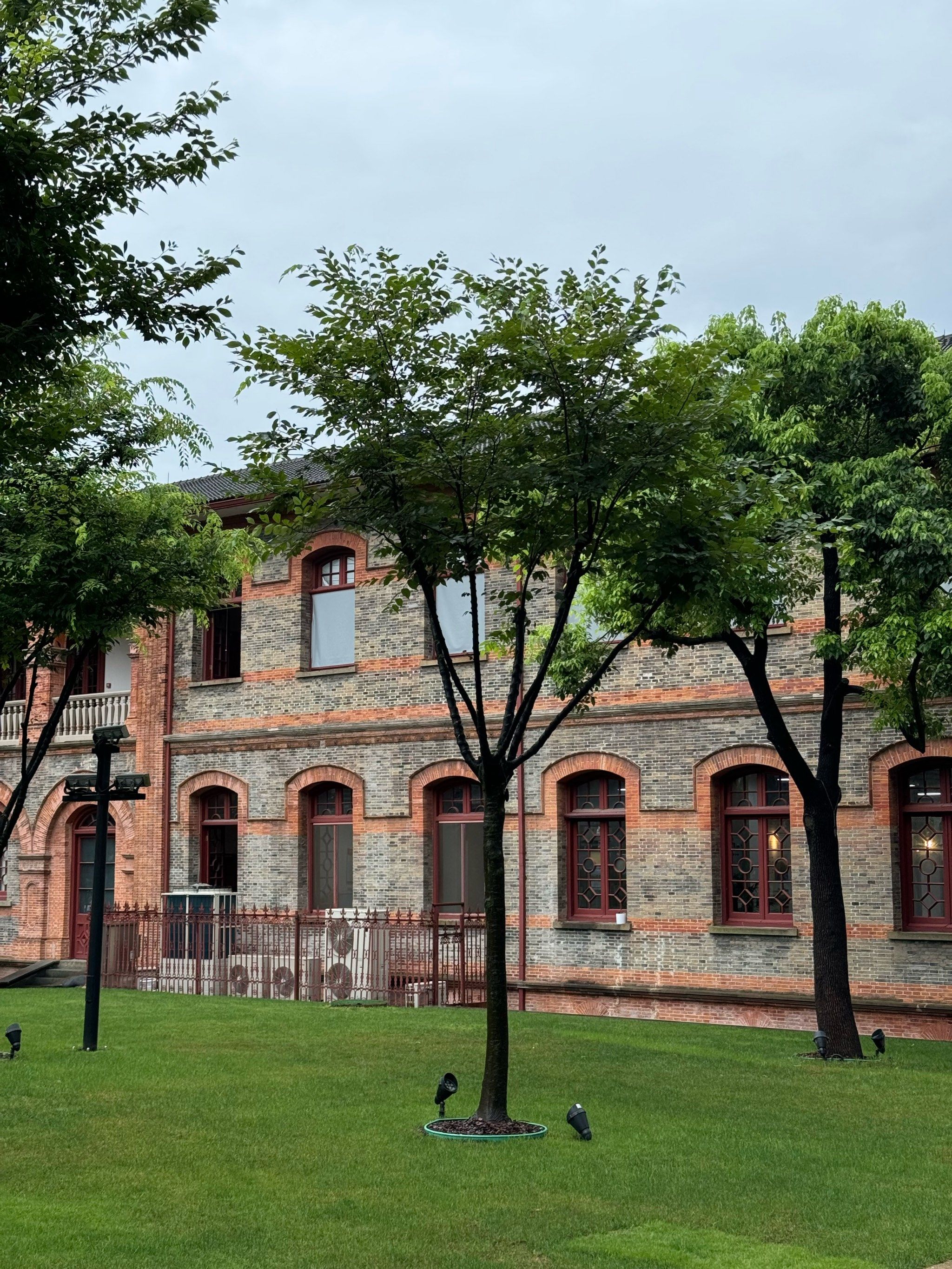 这幢老建筑是在杭州哪里