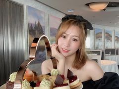 -广州塔卢特斯法国旋转餐厅