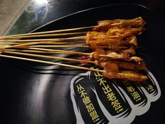 -何师烧烤·香辣蟹·川菜·30年老品牌(太古里旗舰店)