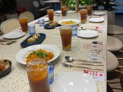 -必胜客(WOW中心城店)