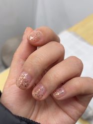 -芊冉•美甲美睫纹绣