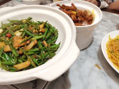 -小菜园新徽菜(宜兴八佰伴店)