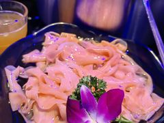 -唯爱KTV聚会餐厅(仙林东城汇店)