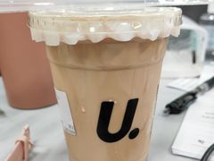 -UNI UNI(环亚凯瑟琳店)