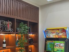 -悠然爱空间高尔夫温泉别墅轰趴馆(思念果岭店)