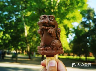 各个景点都出了特色冰淇淋 打卡地标有了不错的搭配啦
