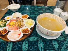 -桥香园云南过桥米线(金马碧鸡店)